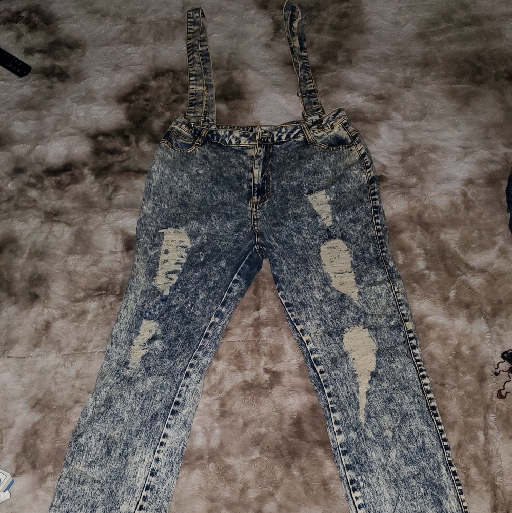 Junior's Clothing